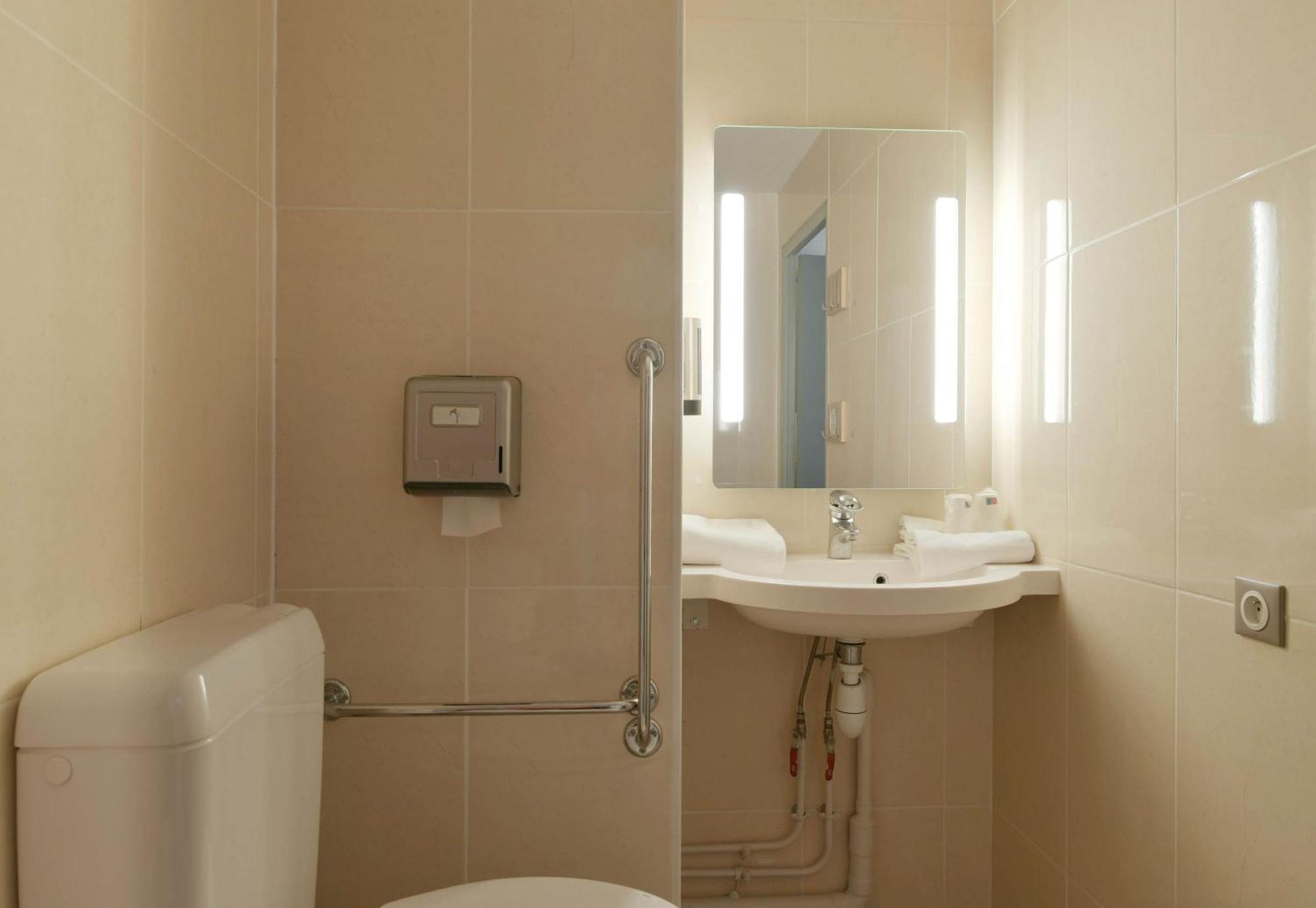 B&B Hotel Le Mans Sud Arnage Esterno foto